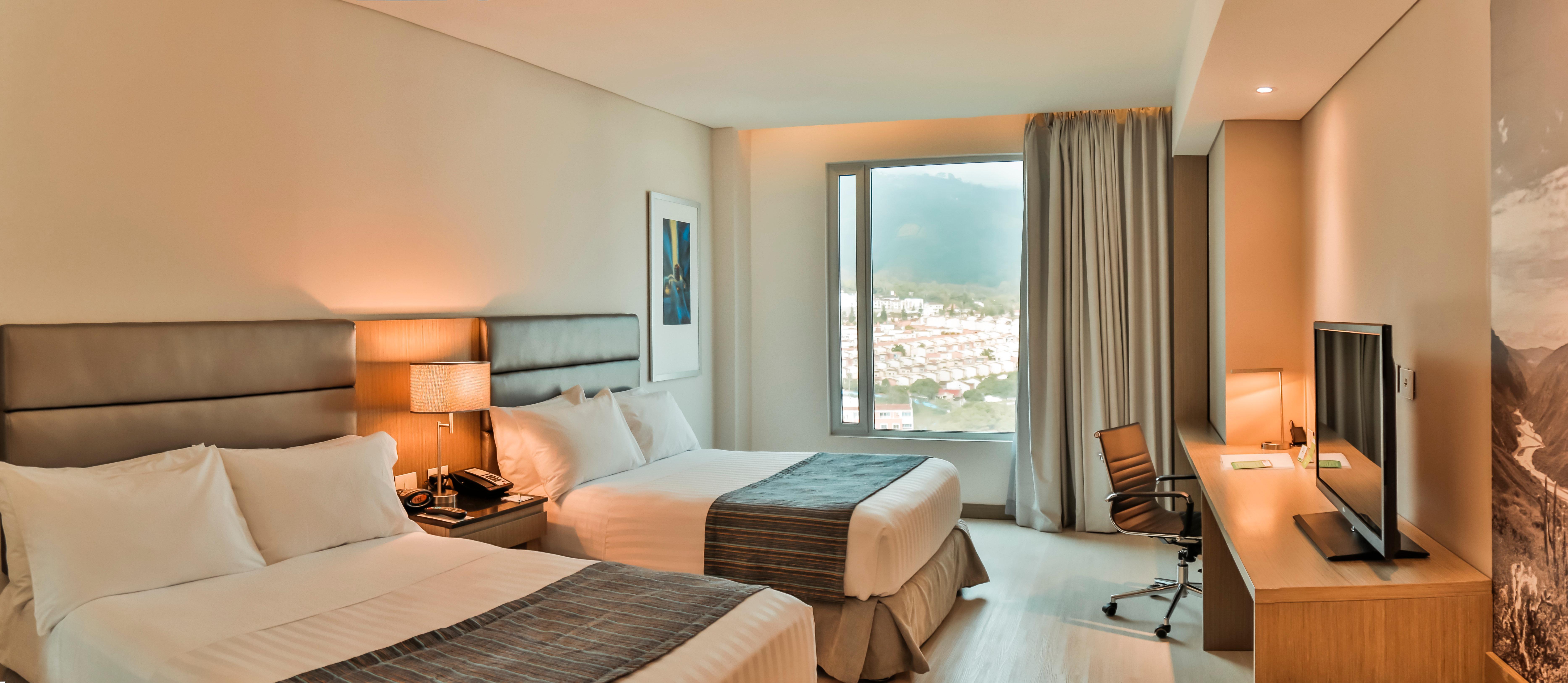 Holiday Inn Bucaramanga Cacique By Ihg Eksteriør billede A room at the hotel