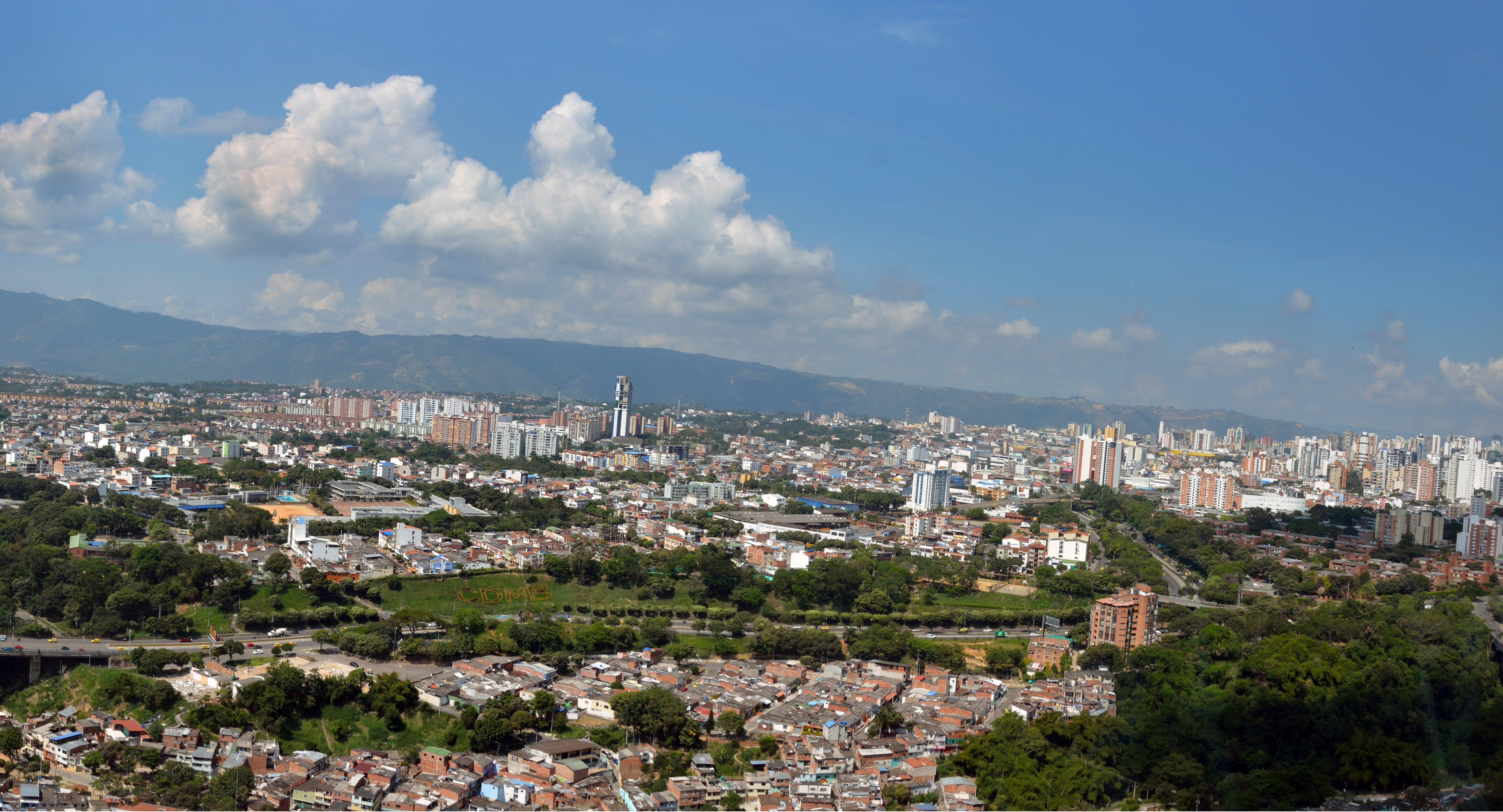 Holiday Inn Bucaramanga Cacique By Ihg Eksteriør billede View of Montería