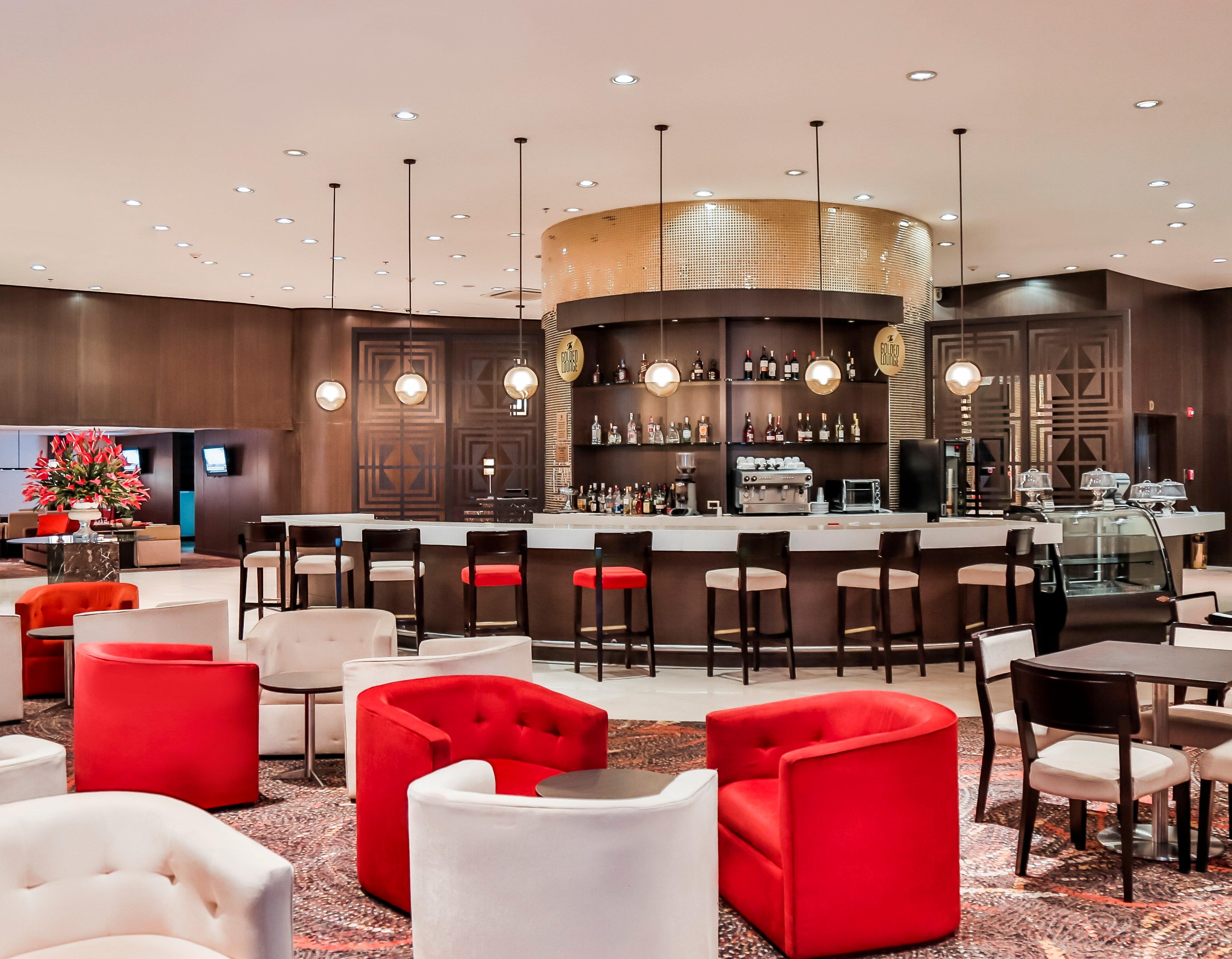 Holiday Inn Bucaramanga Cacique By Ihg Eksteriør billede The lounge at the airport