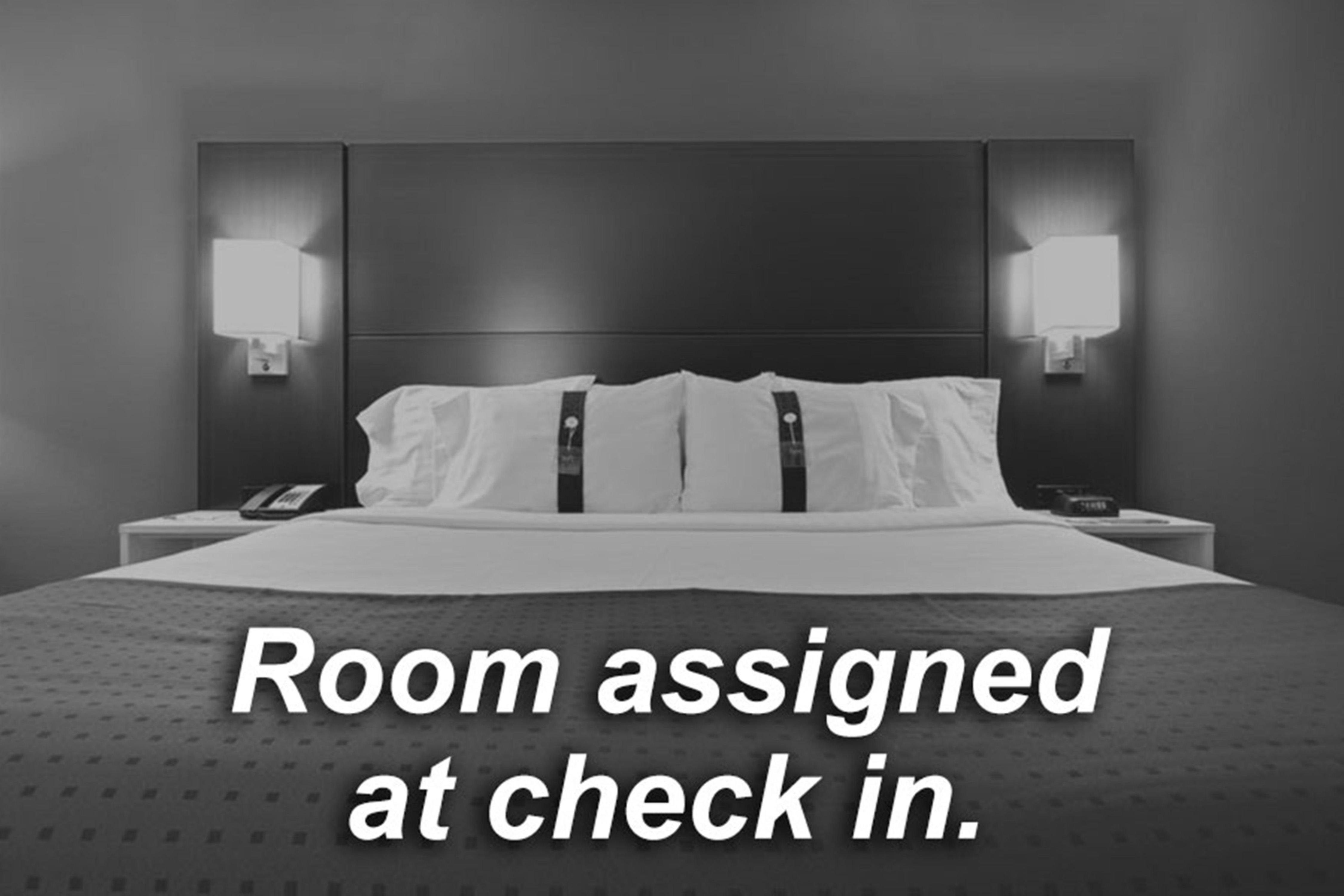 Holiday Inn Bucaramanga Cacique By Ihg Eksteriør billede Room assigned at check-in